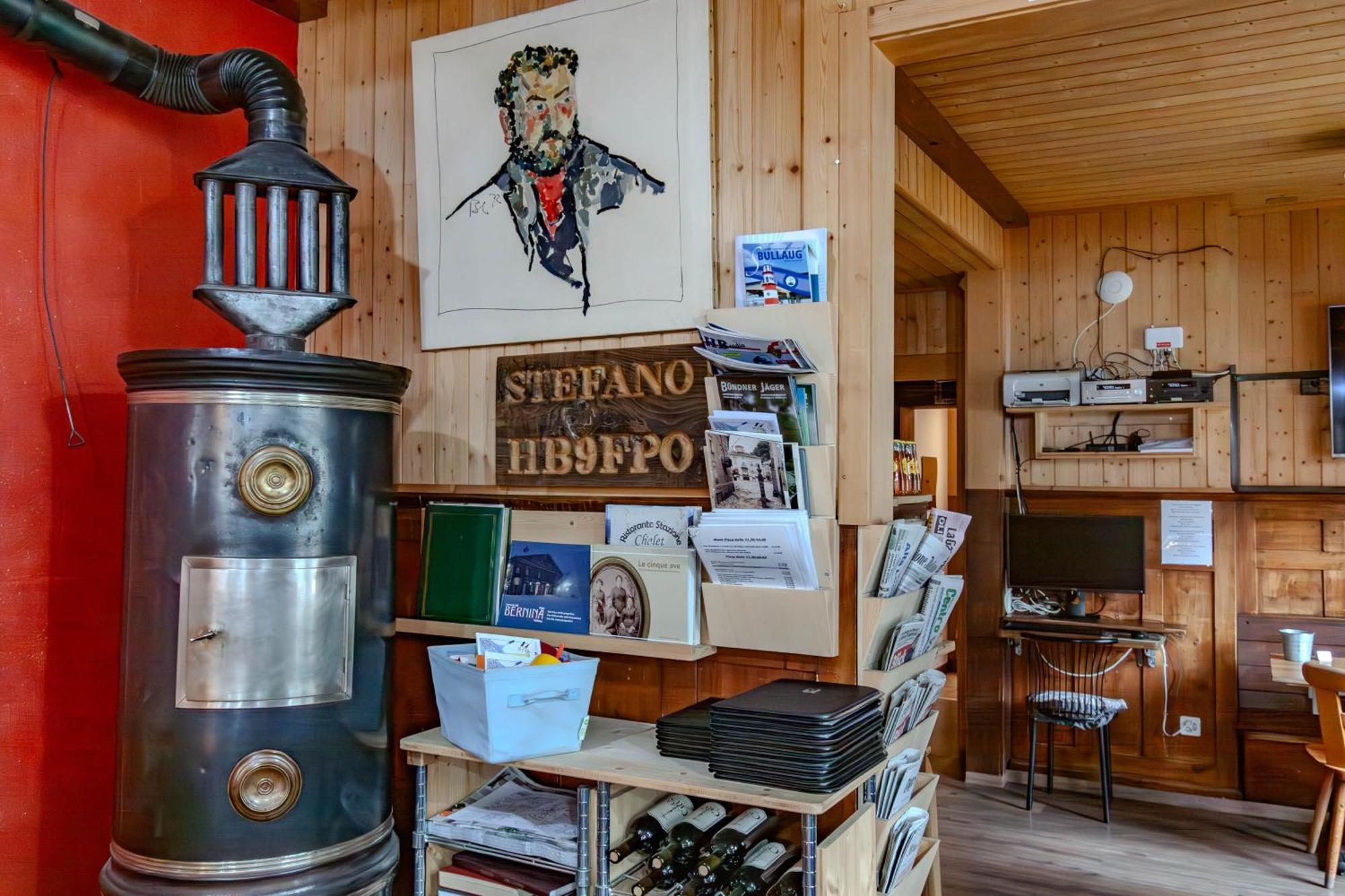 Ristorante Pensione Chalet Stazione Поскиаво Екстериор снимка